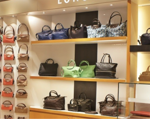 Stock-Out Prediction System for Fashion Brand